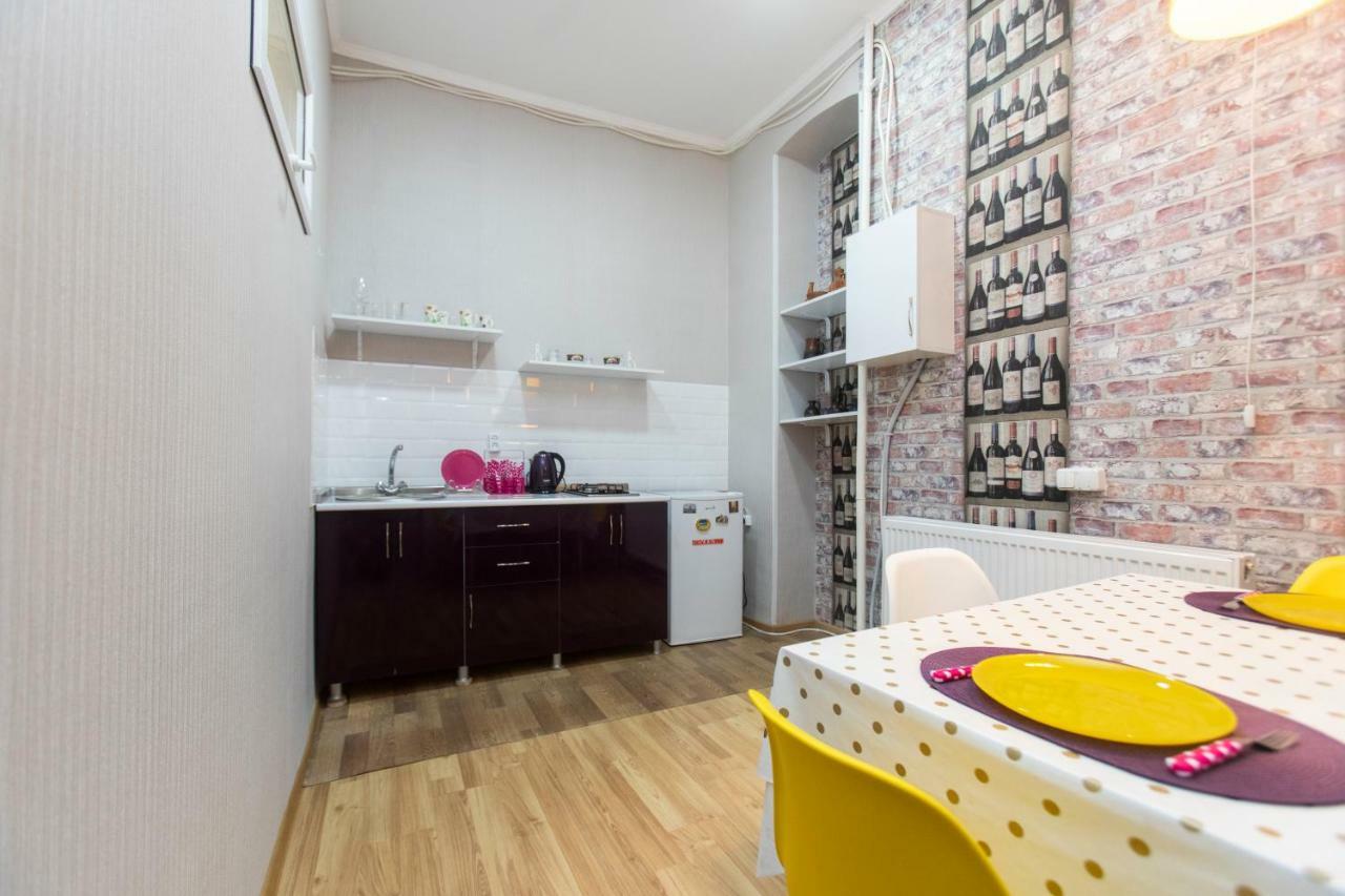 Appartamento Minimalist Studio Walking Distance To City Centre Tbilisi Esterno foto