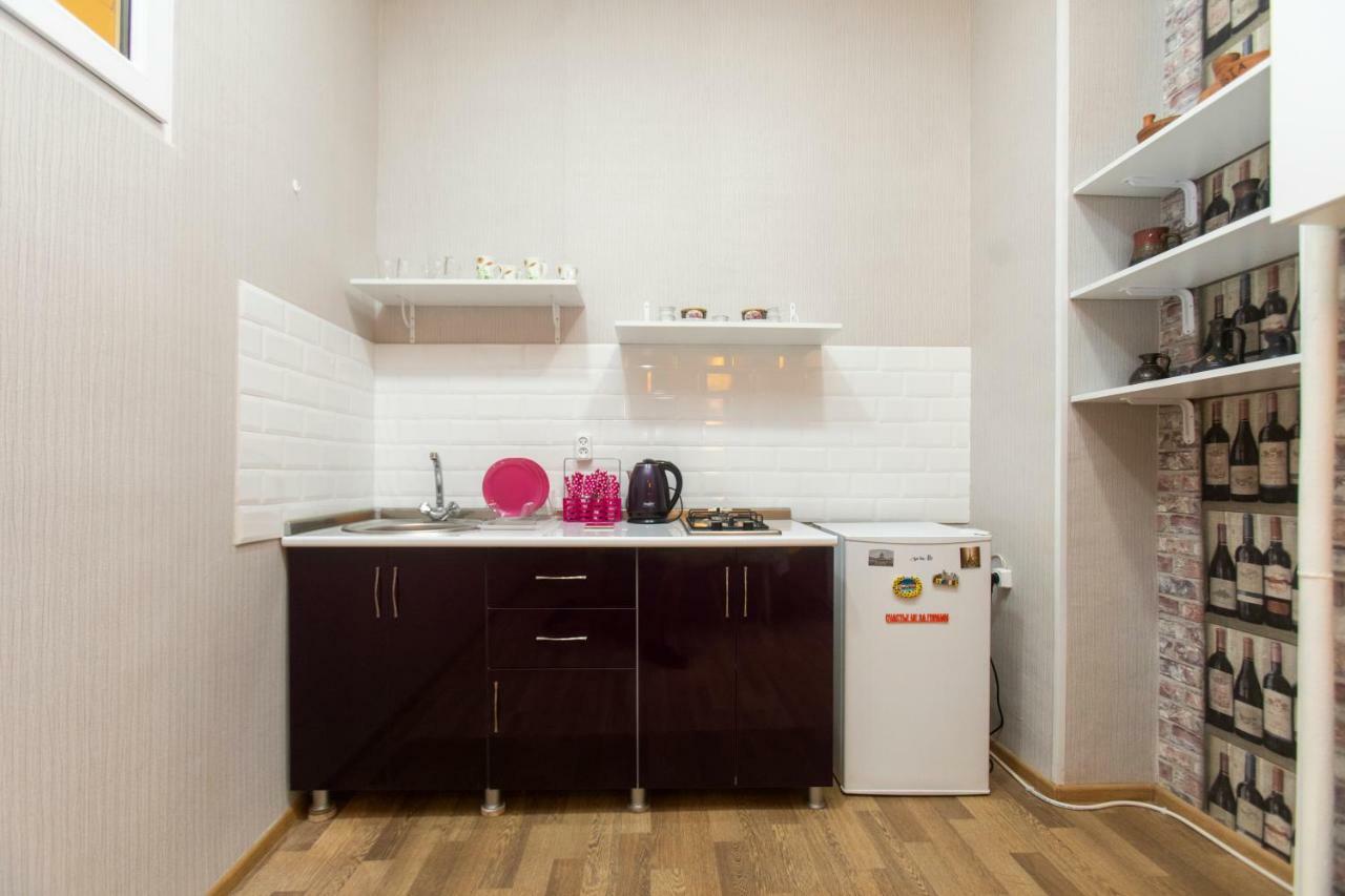 Appartamento Minimalist Studio Walking Distance To City Centre Tbilisi Esterno foto